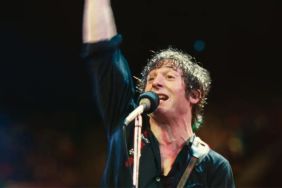 Jeremy Allen White's Bruce Springsteen Biopic Draws Middling Reviews & Rotten Tomatoes Score