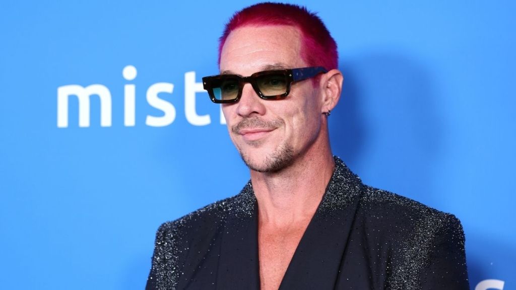 Diplo Shares Seemingly AI Photo With Katy Perry & Justin Trudeau