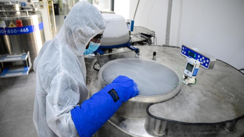 Man Who Cryogenically Froze Wife Faces Backlash Over New GF — Report