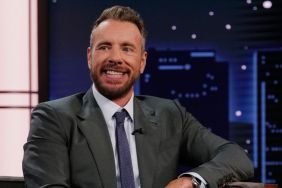 Dax Shepard on Why He Didn't Put up Christmas Lights Himself This Year