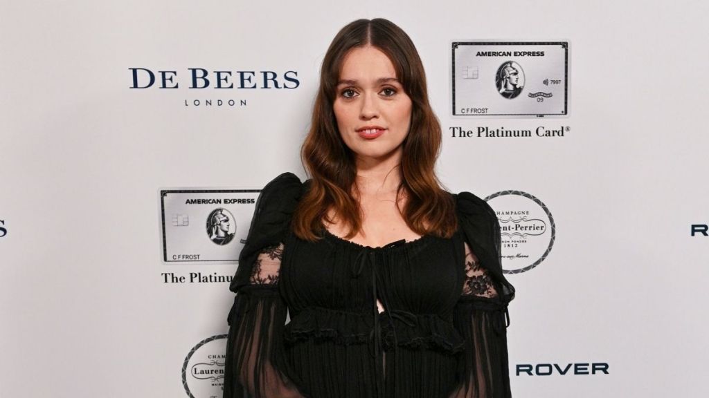 Photos: Aimee Lou Wood's Sheer Lace Fit Is Such a 'Slay'