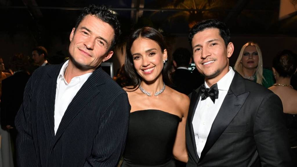 Jessica Alba & Danny Ramirez 'Held Hands' Throughout Gala — Source