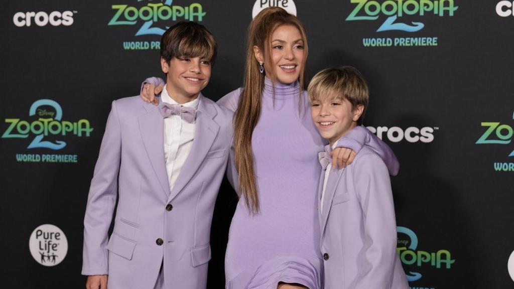 Shakira's High Slit Dress Turns Heads at 'Zootopia 2' Premiere