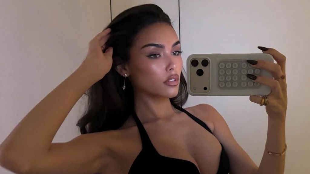 Fans Call Madison Beer the 'Prettiest' in Slinky Dress Photos