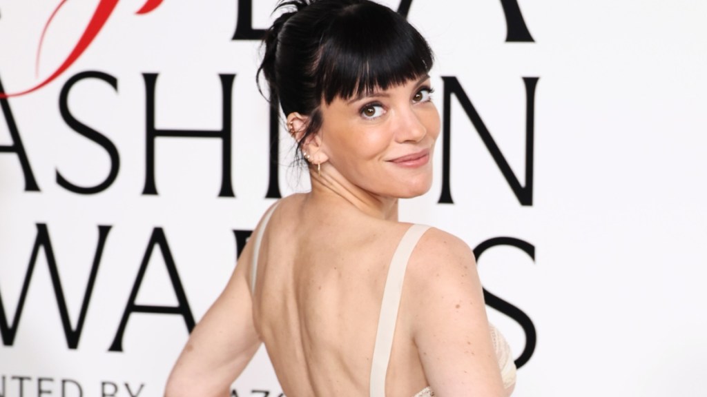 Lily Allen's NSFW Bra Top Is Impossible to Ignore