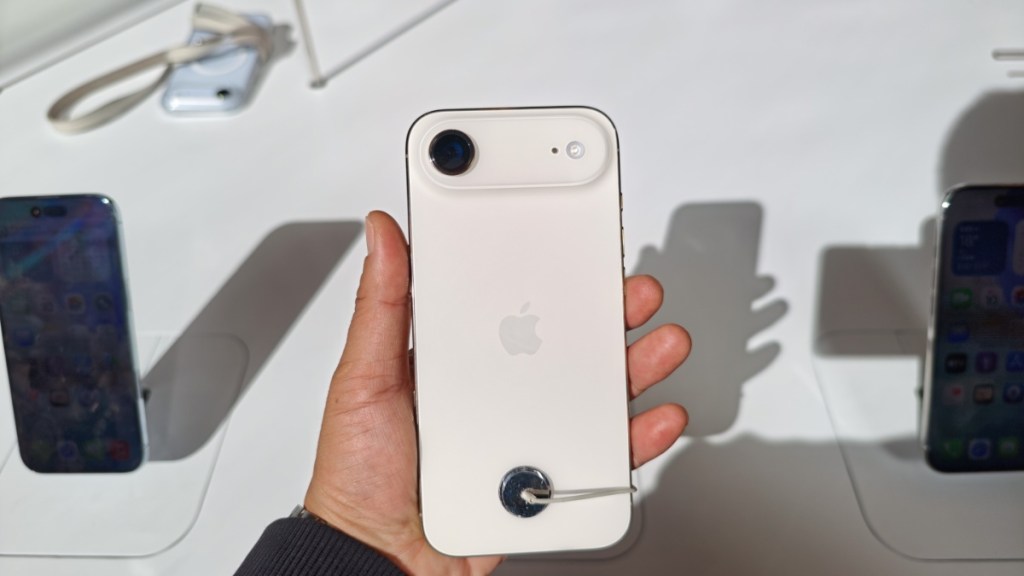 Apple to Delay iPhone Air 2 Release For a Reason — Report