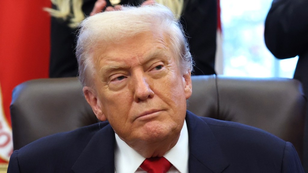 Donald Trump Slams Jimmy Kimmel As 'Man With No Talent'