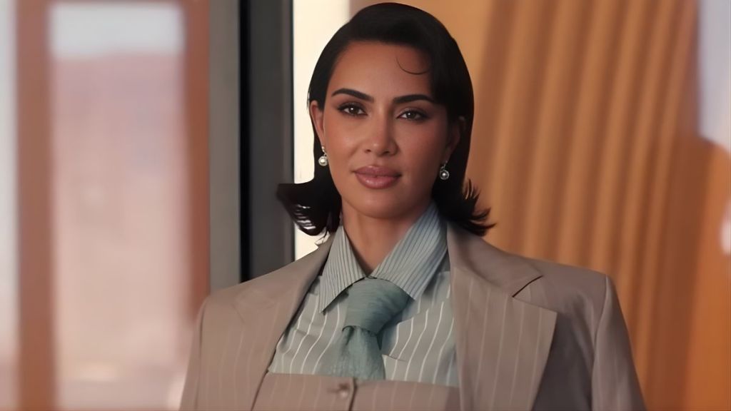 Kim Kardashian 'Visibly Rattled' Over All's Fair Bad Reviews — Source