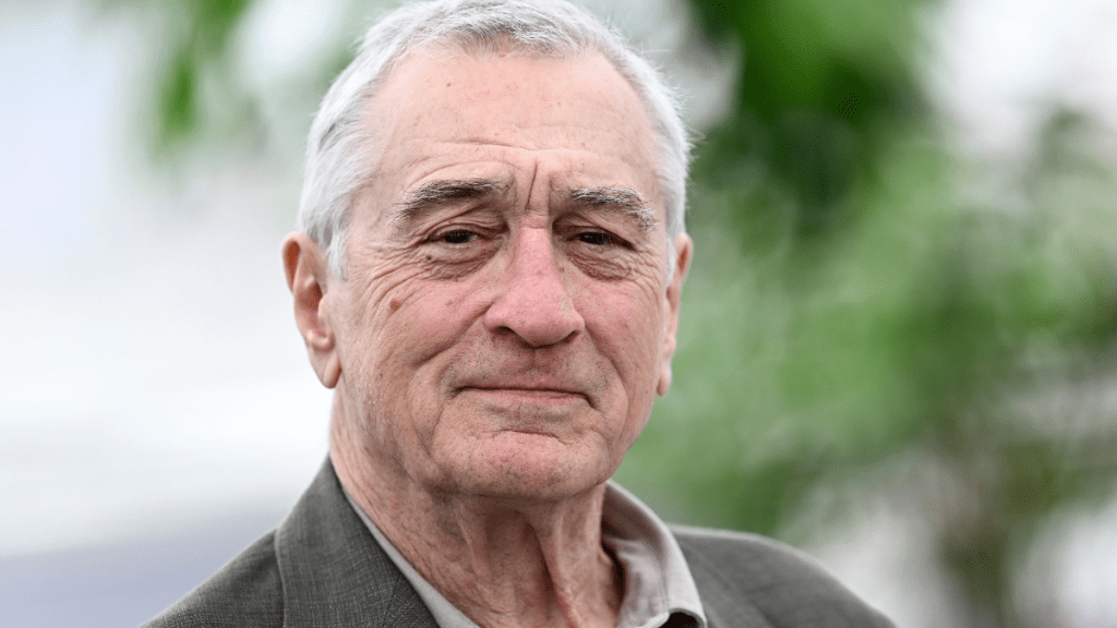 Robert de Niro’s Work Schedule Is a Problem for His Girlfriend — Source