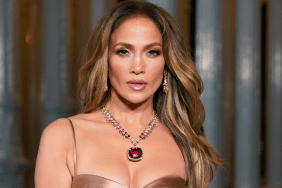 Jennifer Lopez Lauded as 'Goddess' in Viral New Video