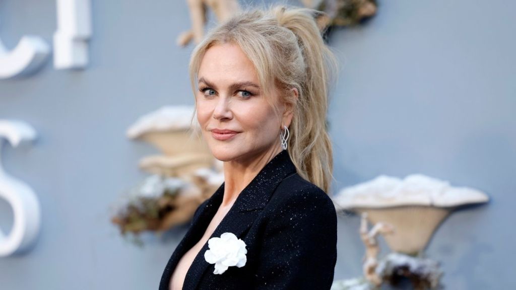 Nicole Kidman Gets Calls From This Actor Daily Amid Divorce — Source