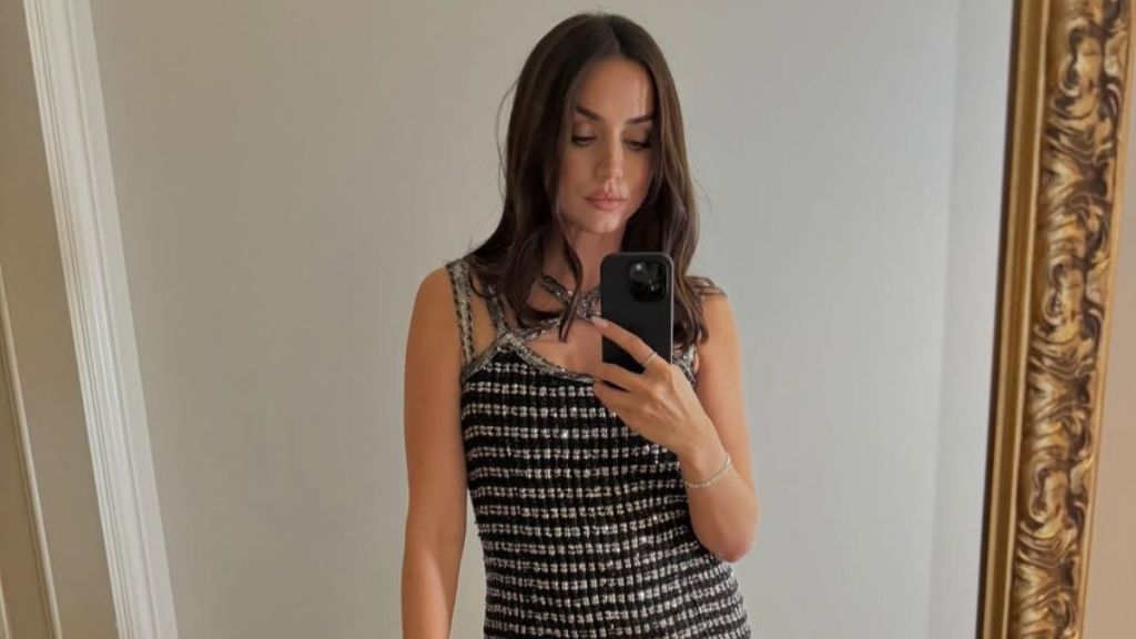 Ana de Armas' Cami Top Serves Peak Post-Gym Heat