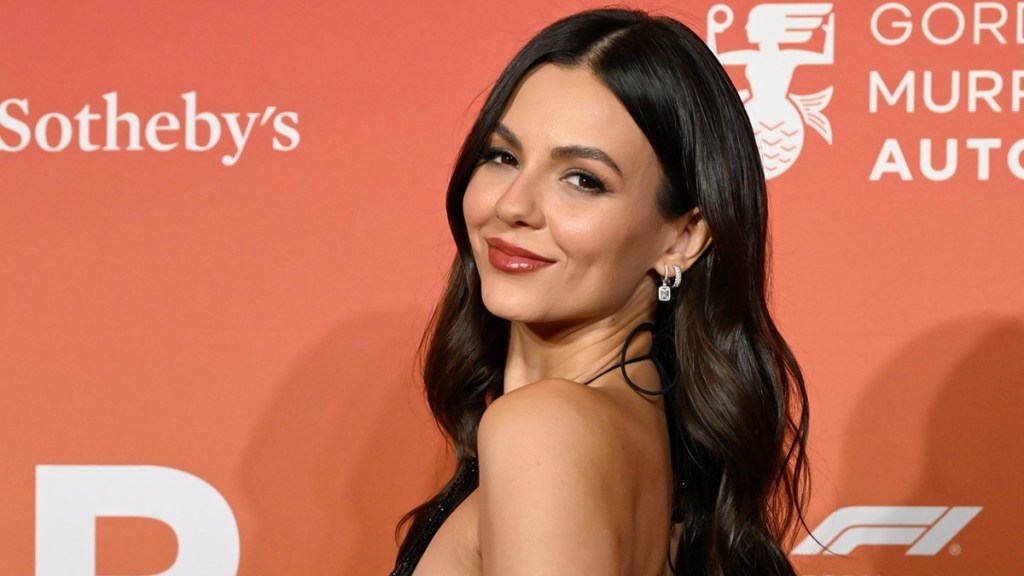 Victoria Justice Wearing Sheer Backless Dress Will Hit You Like a Truck
