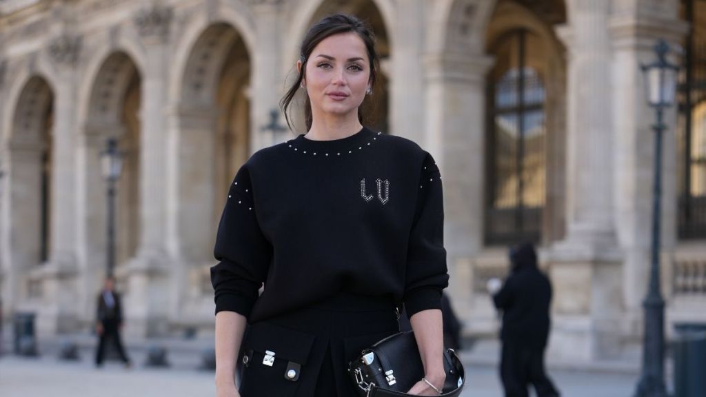 Ana de Armas to Team up With Sicario Actor in New Movie