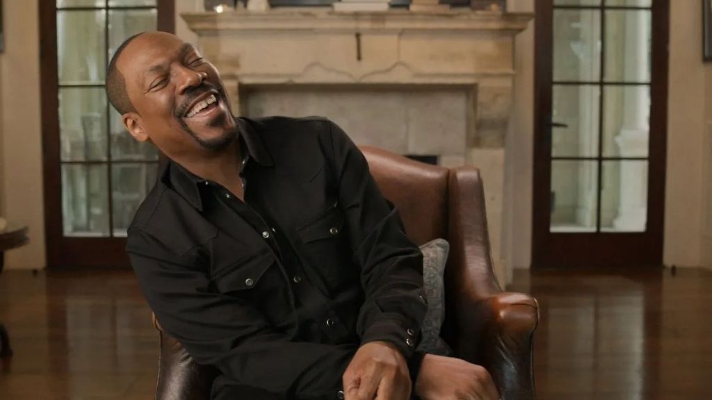 Eddie Murphy Claims Hollywood A-Lister Made Sex Offer on His 21st Birthday