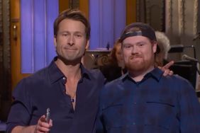 glen powell snl ups delivery driver