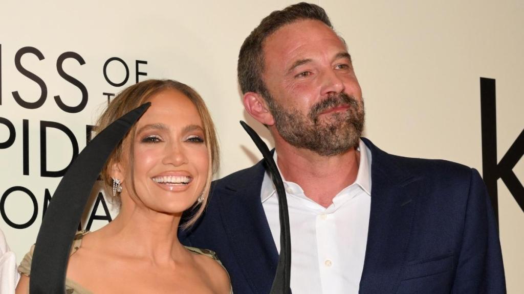 Jennifer Lopez Isn't Dating & Happy After Ben Affleck Divorce — Source