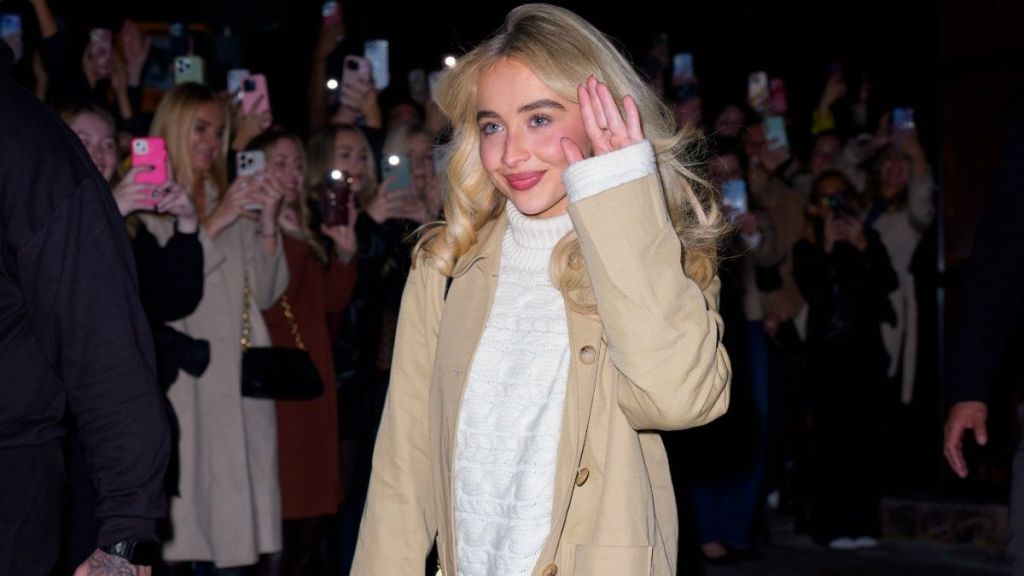 Sabrina Carpenter Calls Out White House For Using Her Song
