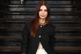 Emily Ratajkowski’s Gold Choker Is Your New Go-to Accessory