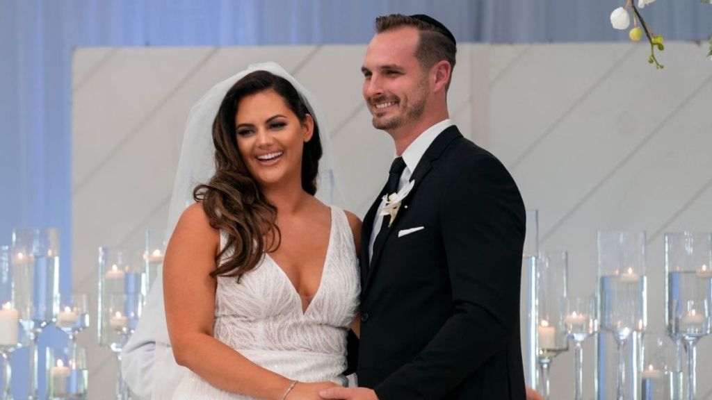 Love is Blind's Alexa & Brennon Lemieux Divorce After 4 Years of Marriage