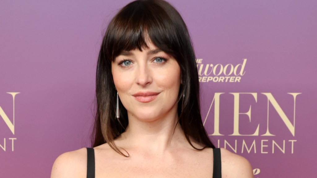 Dakota Johnson Steals the Show in Head-Turning Black Dress