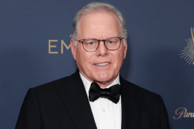 Netflix CEOs Visit Warner Bros. Lot Amid Paramount Fight