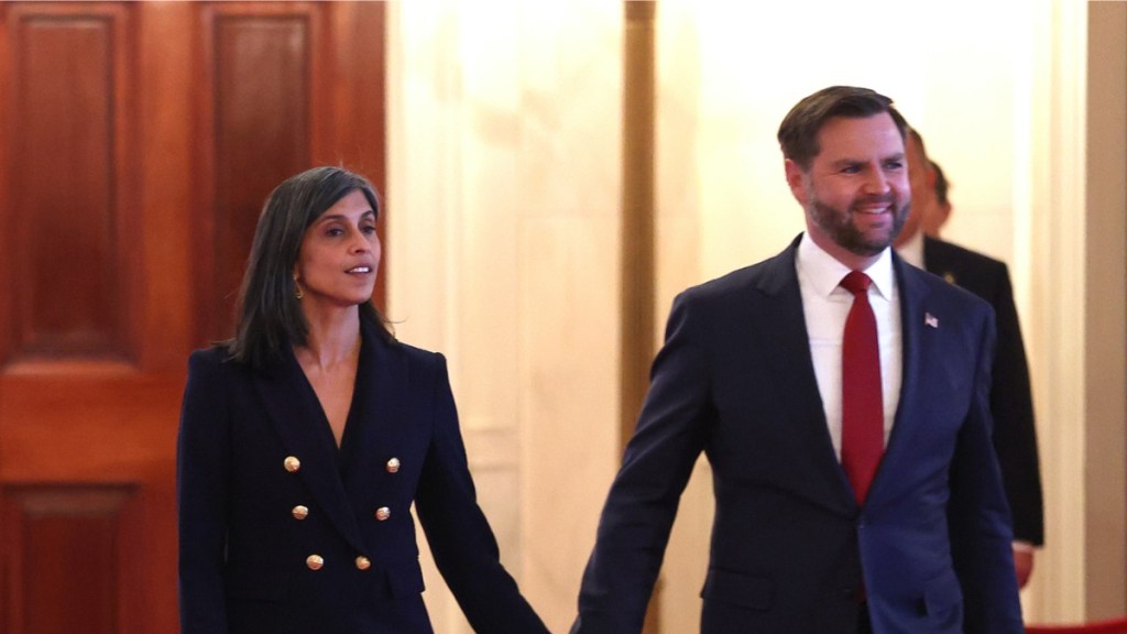 JD vance wife Usha Vance no wedding ring