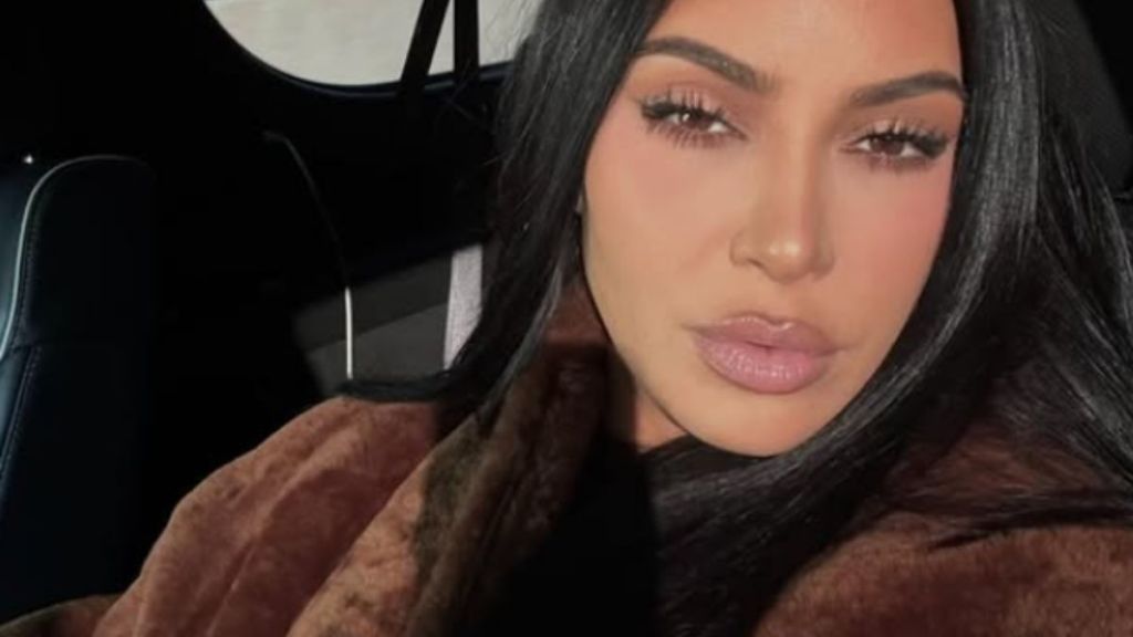 Kim Kardashian’s New Look Is Bound To Get You Confused