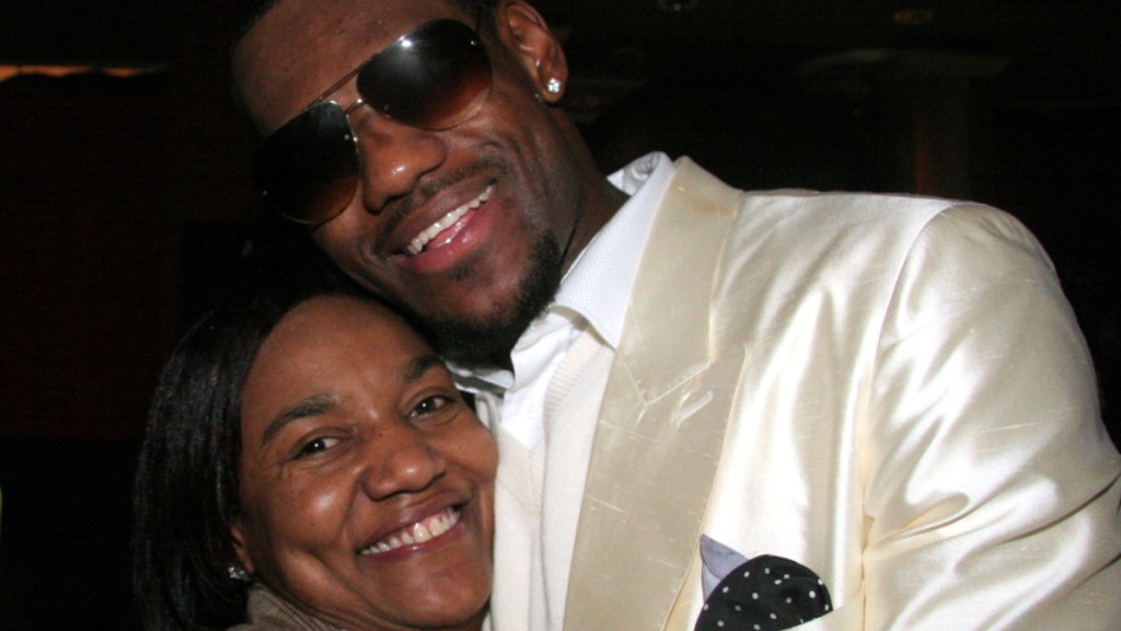 LeBron James & Mom’s Touching Moment Wows Fans: ‘Mummy’s Boy for Life'