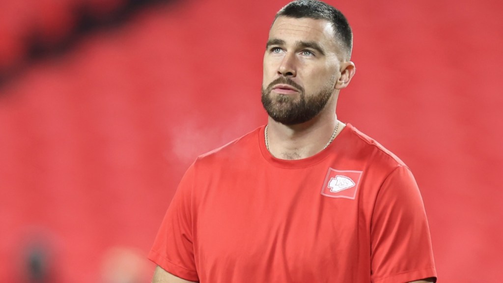 Travis Kelce's Gesture After Ejection During Chiefs Game Has Fans Talking