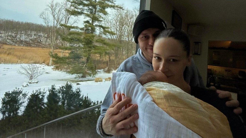Pete Davidson's Girlfriend Cries Happy Tears Over Love for Newborn Daughter