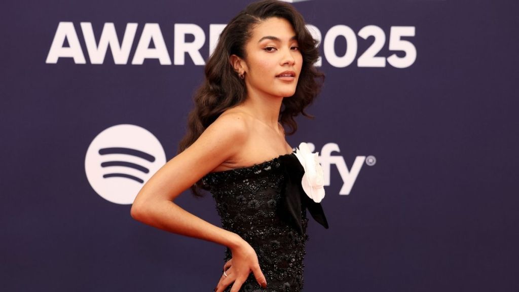 Olivia Dean Shares Why She Criticized Ticketmaster