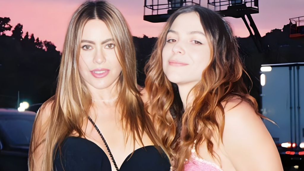 Sofia Vergara Turns Heads in Sheer Corset, Flaunts Toned Midriff