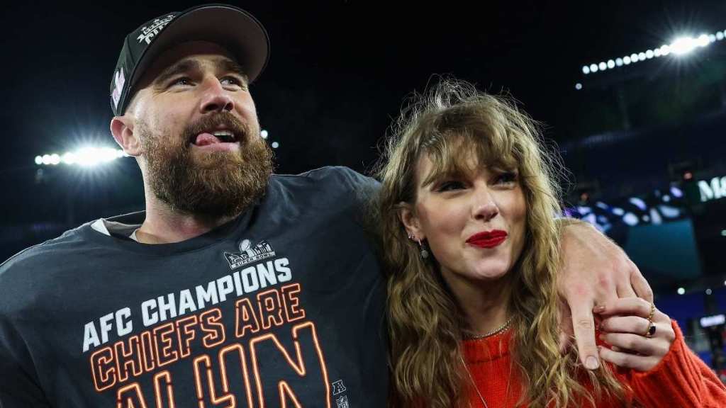 Taylor Swift, Travis Kelce (3)