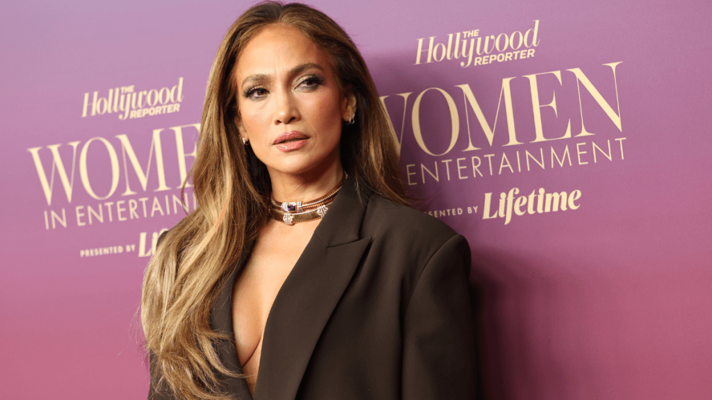 Jennifer Lopez's Wildly Daring Skirt Suit Has Jaws on the Floor