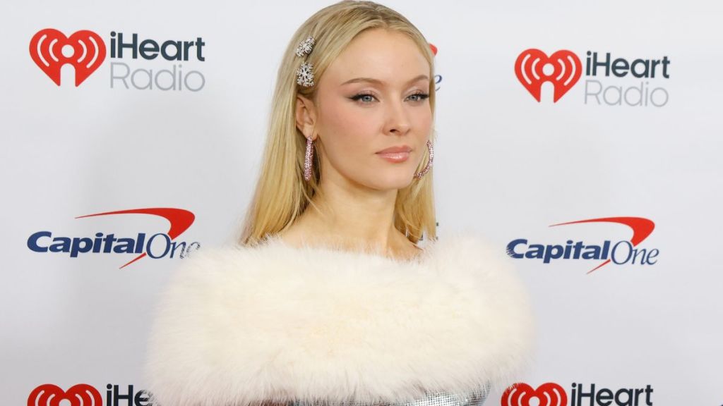 Zara Larsson's Aadnevik Corset Minidress Barely Covers Her Thighs