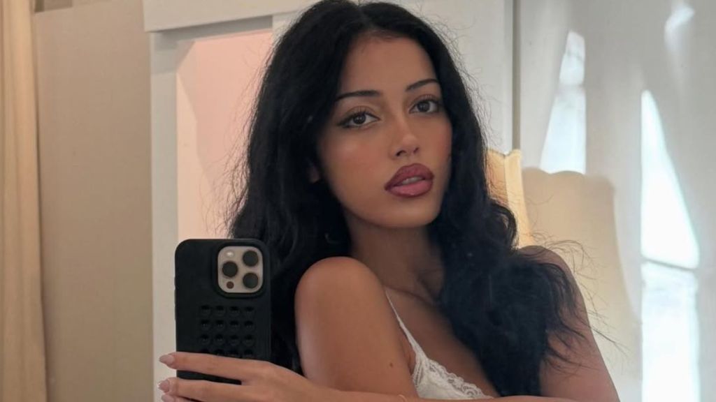 Cindy Kimberly's Teeny Tiny Shorts in Bed Photos Are Such a Tease
