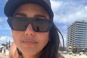 Jessica Alba's Bra Top & Thong Look Will Blow Your Mind