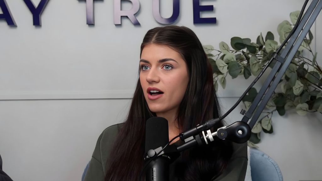 Bachelor Nation Star Explains ‘Submissive Wife’ Comments After Backlash