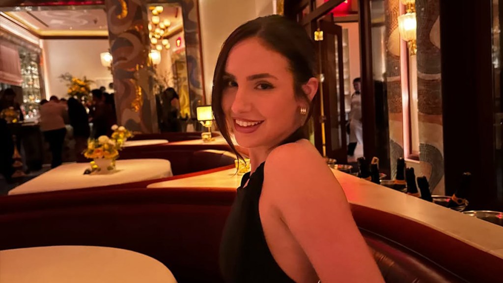 Ashtin Earle's Backless Dress Goes Deeper Than Anyone Was Prepared For