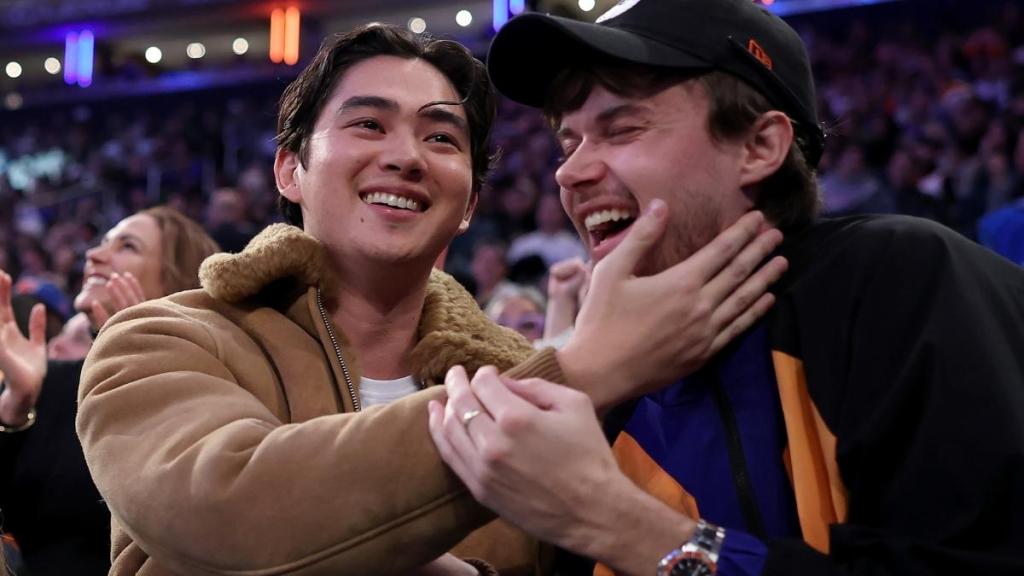 The Summer I Turned Pretty Male Stars Lock Lips on Camera During Knicks Game