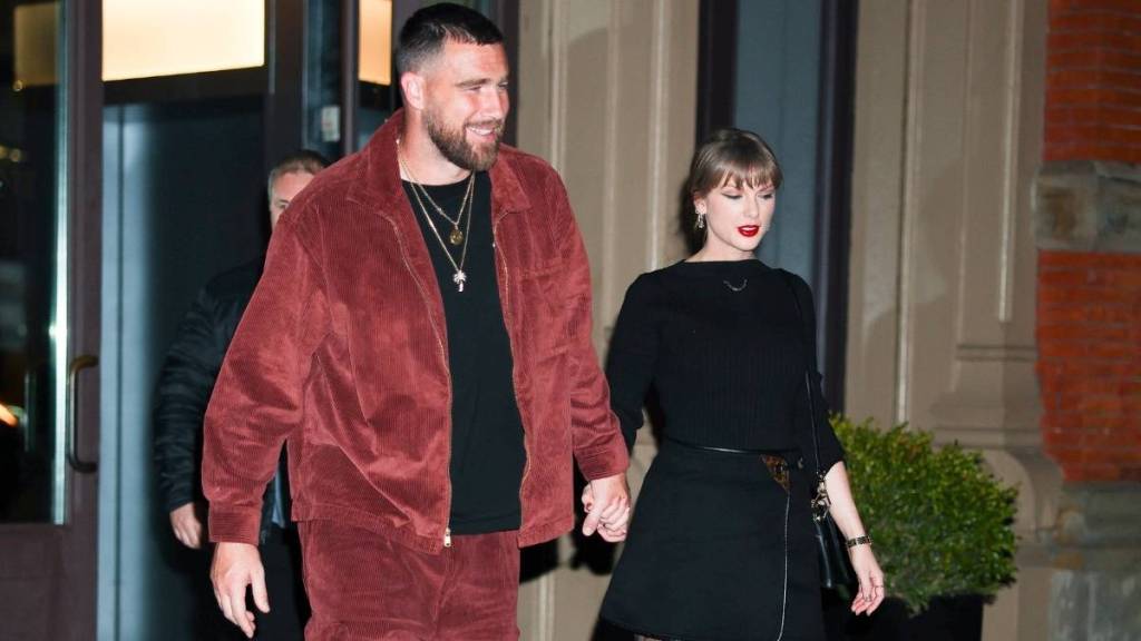 Taylor Swift & Fiance Travis Kelce’s Moms Bond on Sweet Outing