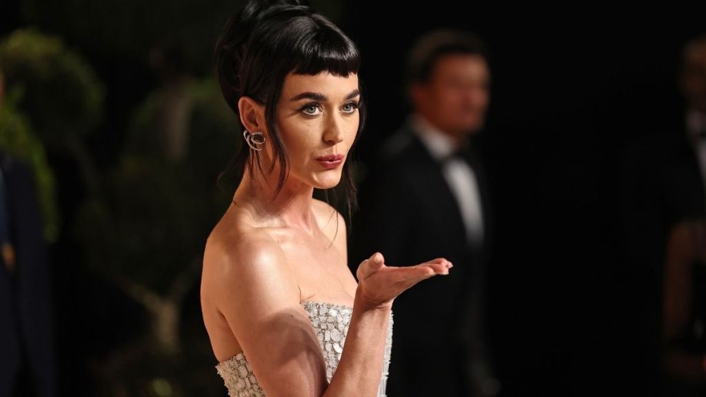 Katy Perry’s Playful Wink to Justin Trudeau at Davos Goes Viral