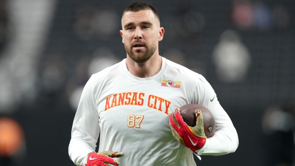 Chiefs' Coach Hints at Travis Kelce’s Retirement Timing After Loss