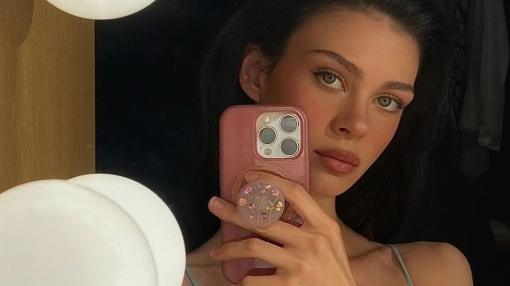 Nicola Peltz Beckham's Selfie in Blue Lingerie Is Must See