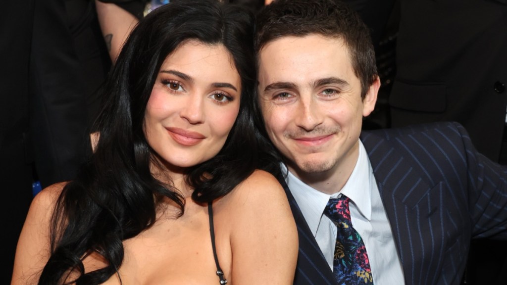 Timothée Chalamet Wins Critics Choice Award, Thanks Lover