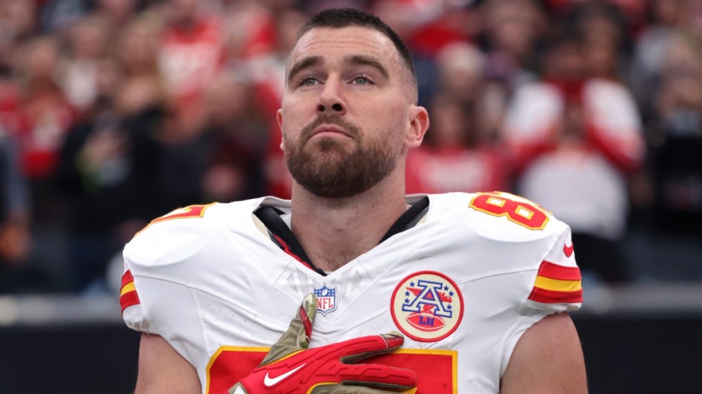 Travis Kelce Made NFL History In His Final Game of the Season