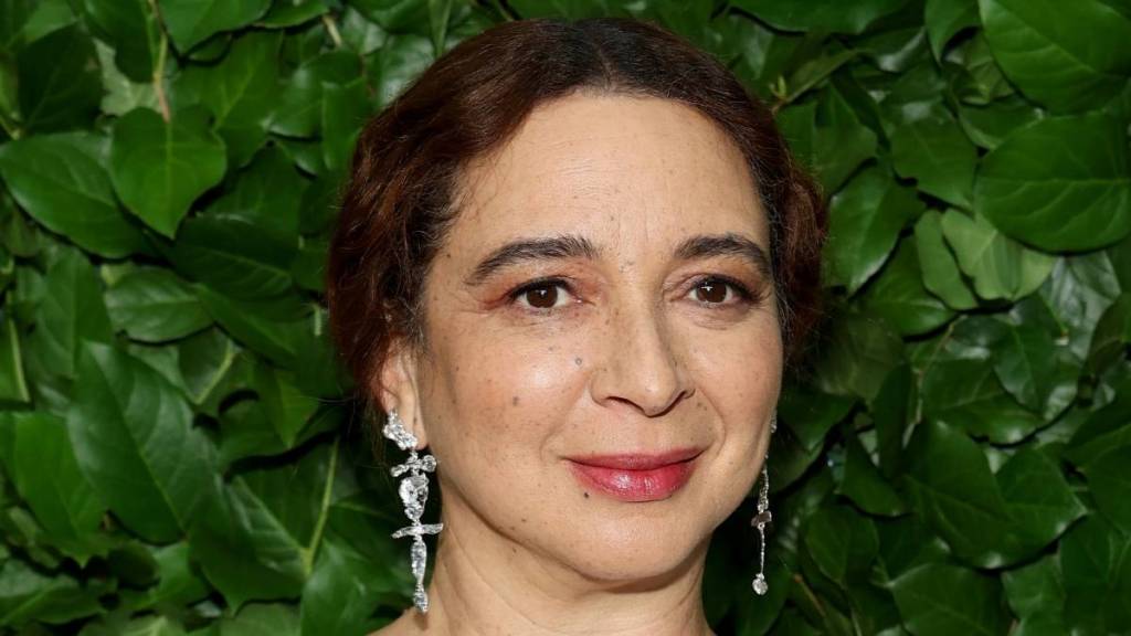 SNL Icon Hilariously Wonders Why They Didn't Sleep With Anyone on the Show