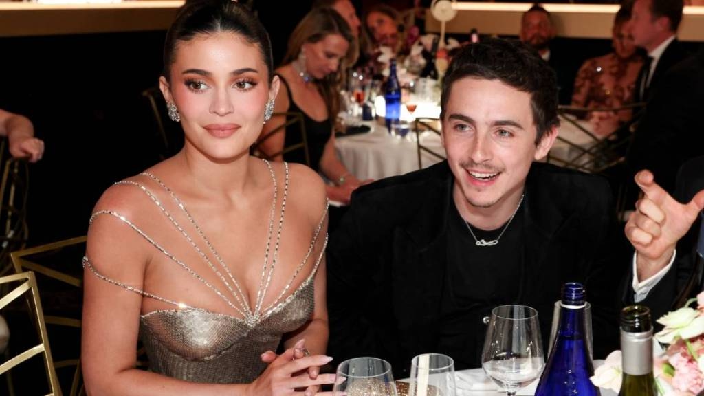Kylie Jenner & Timothee Chalamet Enjoy Mexico Date Night in Photos