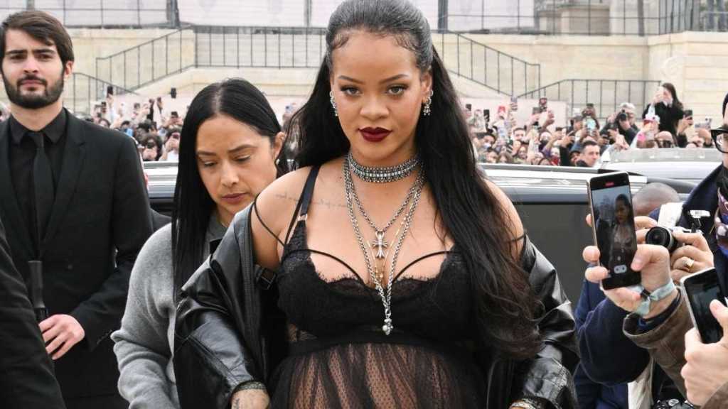 Rihanna's Thong Photo Shows off Her Cheeky Side